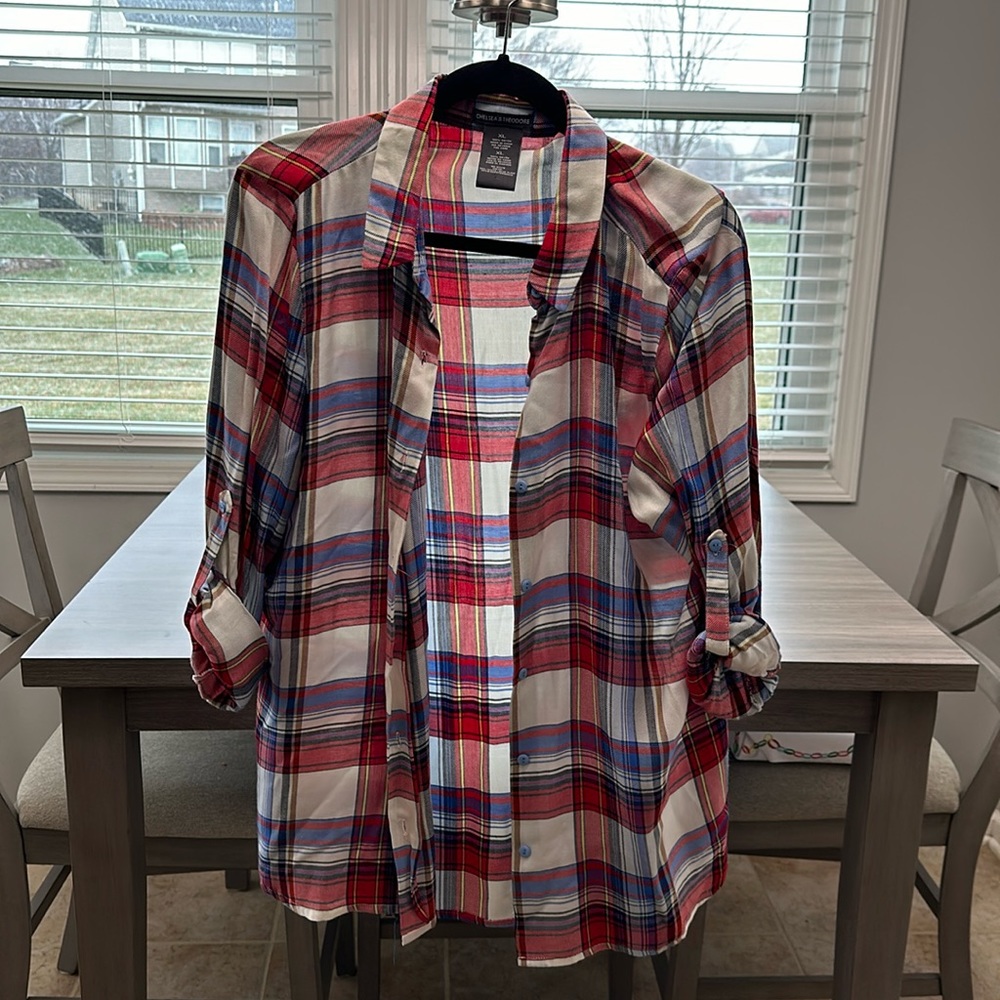 Women’s plaid button up shirt size XL